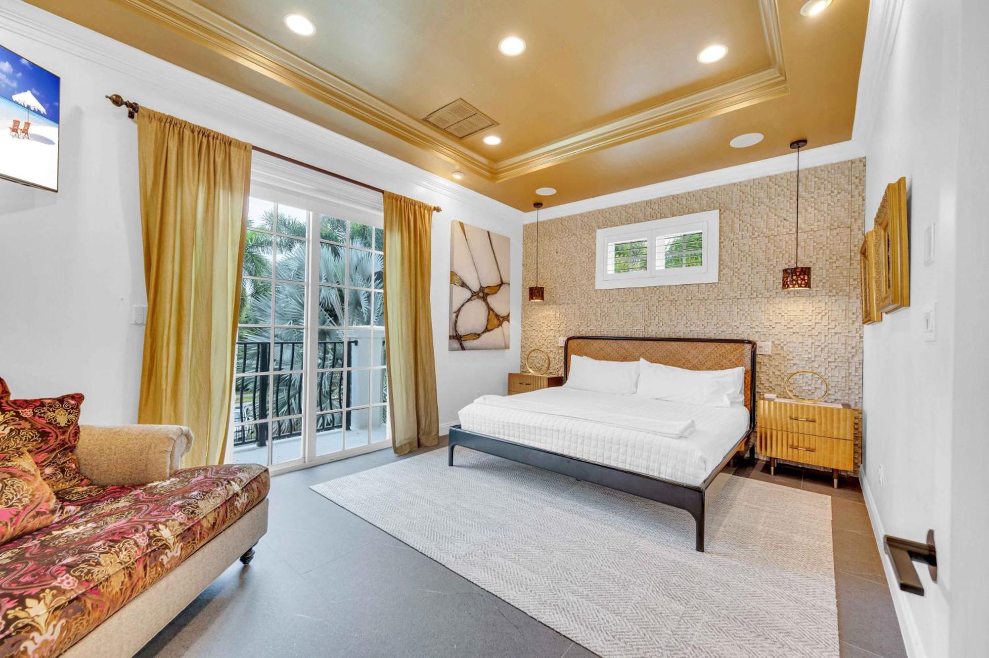 The Modern Castle Canal View Access Rooftop Living Greenhouse Vlllas Fort Lauderdale Exterior foto