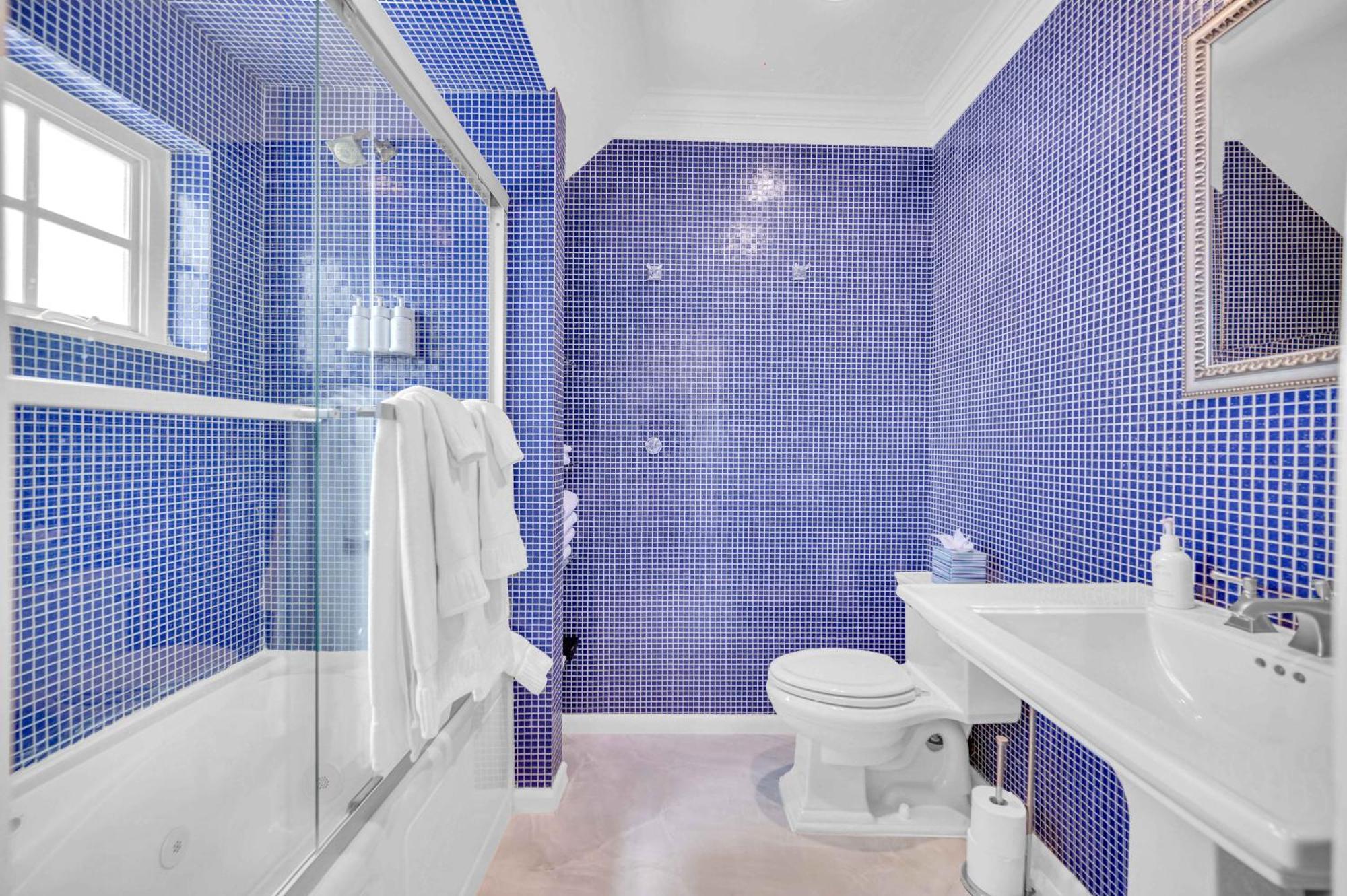 The Modern Castle Canal View Access Rooftop Living Greenhouse Vlllas Fort Lauderdale Exterior foto